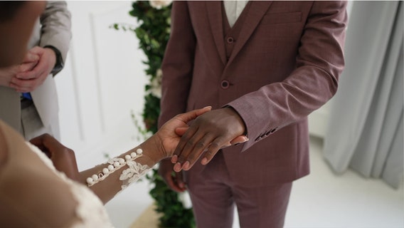 Engagement ring costs in 2025: How much couples are spending by state